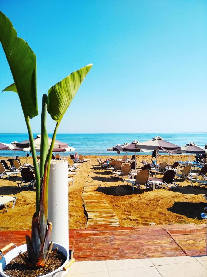Tropicana Beach Resort Stalós Buitenkant foto